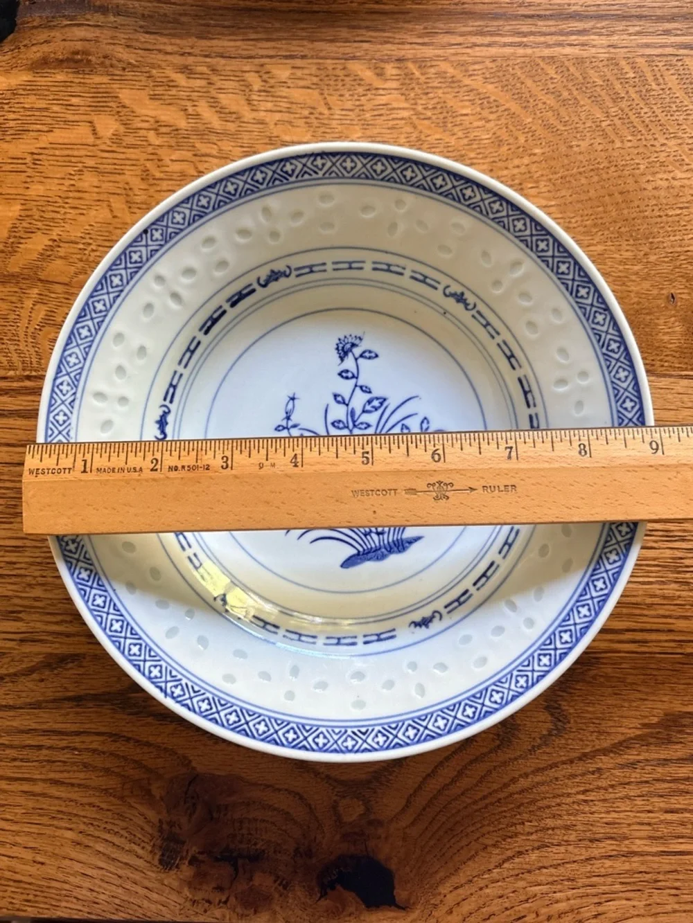 Vintage Jingdezhen Rice Grain Rice Bowl Porcelain Blue and White ~9 inches